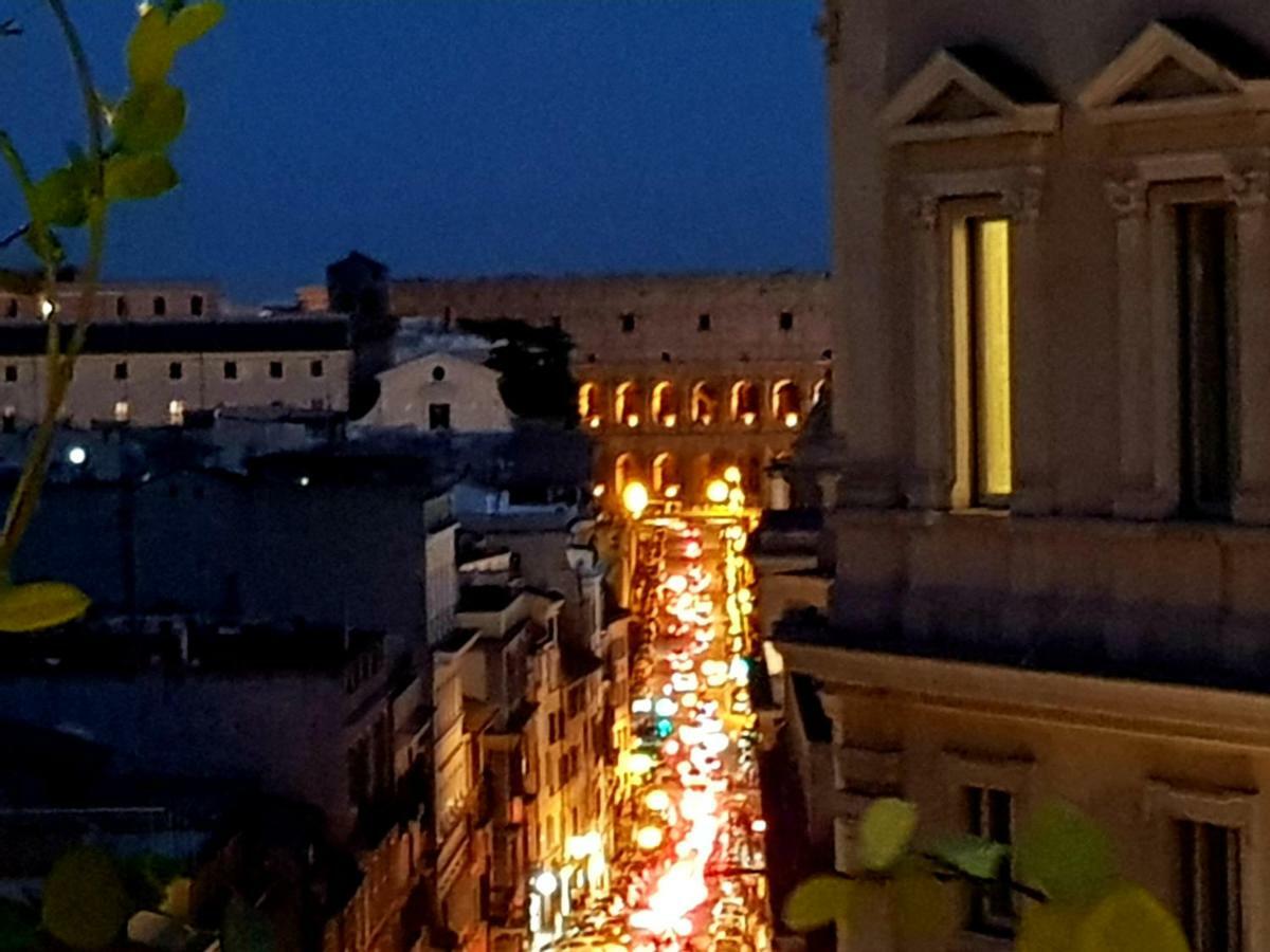 Casa Terrazza Colosseo Rome Exterior photo